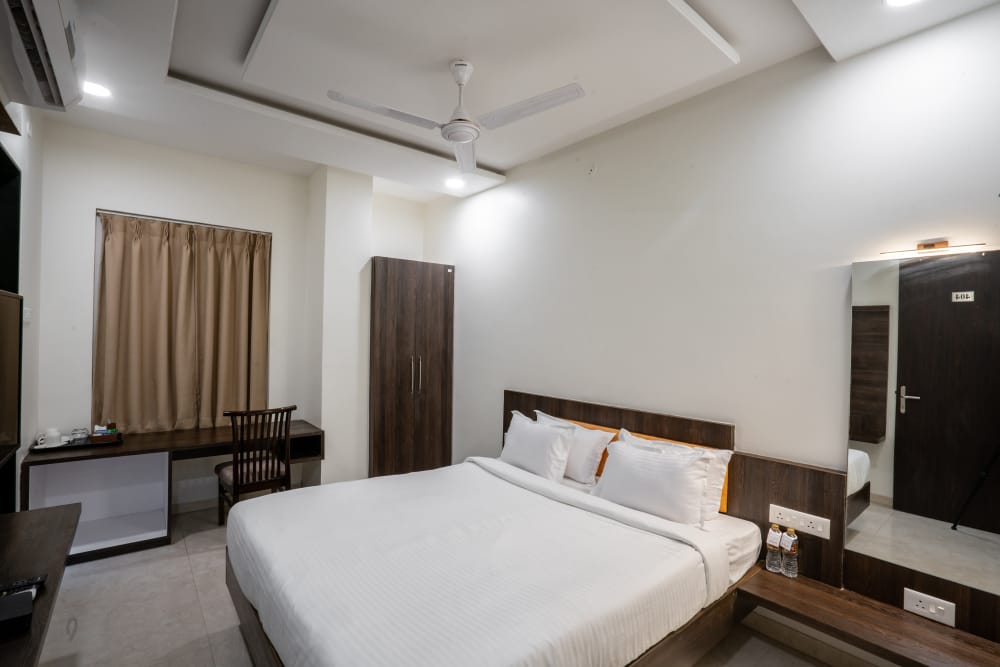 Hotel Springdale Suites in Nagpur