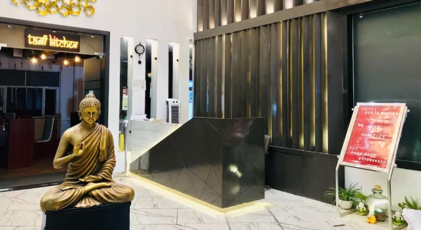 Hotel Geeta Garden in Unnao