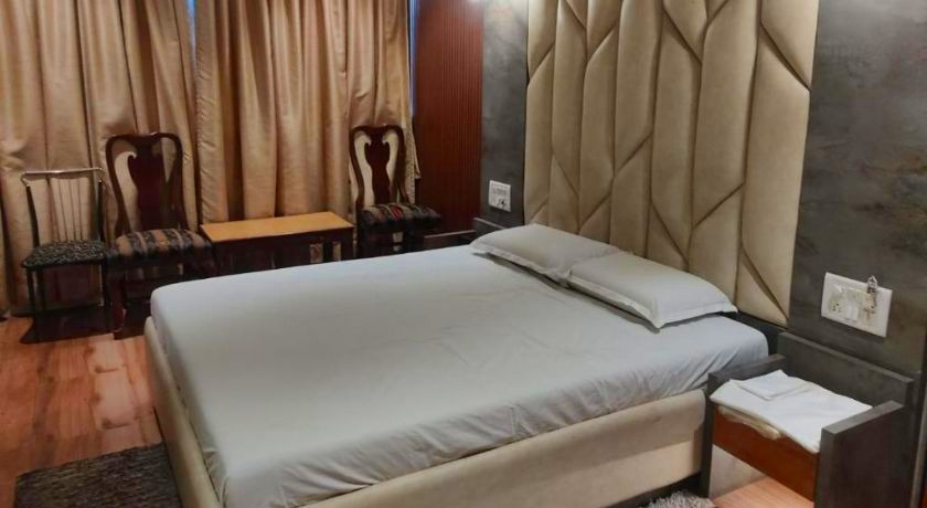 Hotel New Mini Mahal in Navi Mumbai