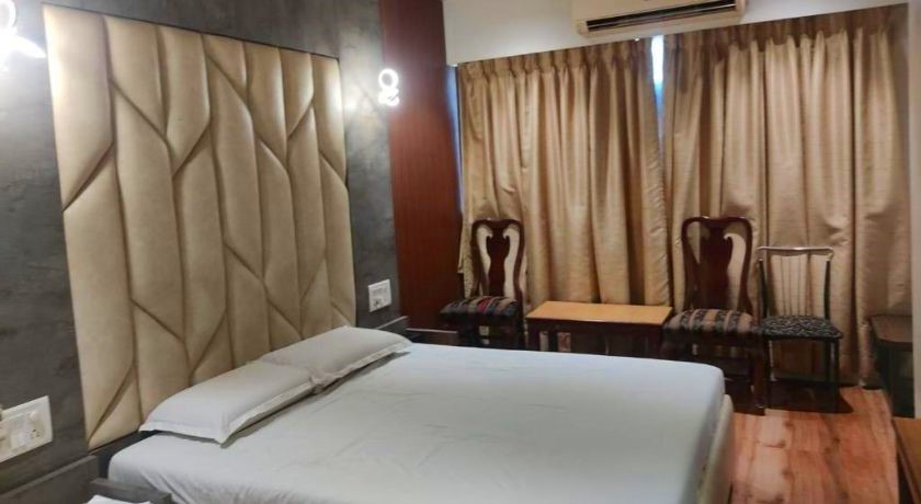 Hotel New Mini Mahal in Navi Mumbai