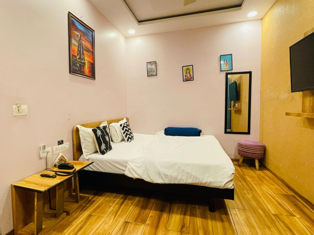 Hotel Blooming Beds Prime in Jaipur