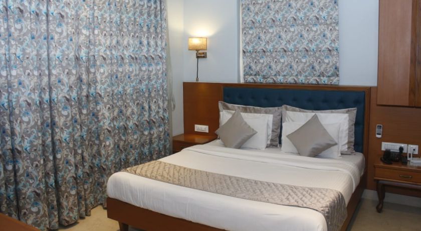 The Hub Link in Mumbai