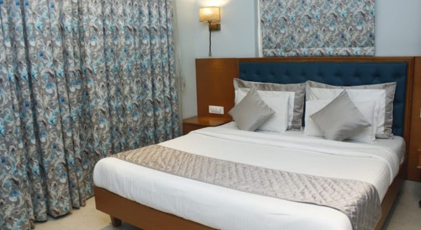 The Hub Link in Mumbai