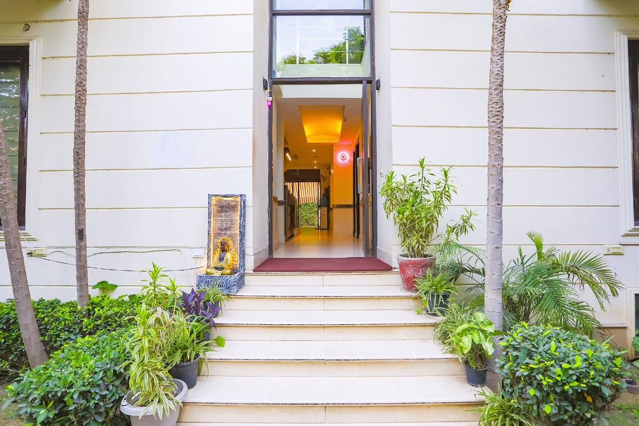 Hotel Rivlet Residency in Gurgaon