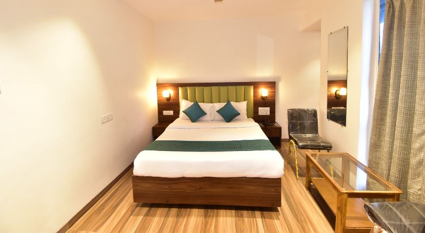 Hotel Candor Amigo in Navi Mumbai