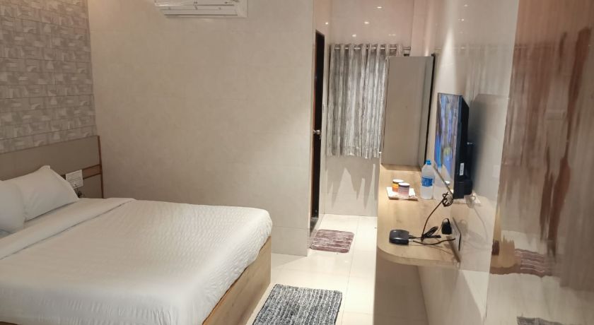 Hotel Eastern Plaza in Mumbai