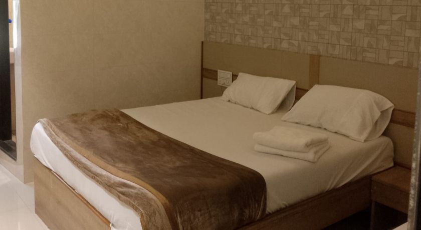 Hotel Eastern Plaza in Mumbai