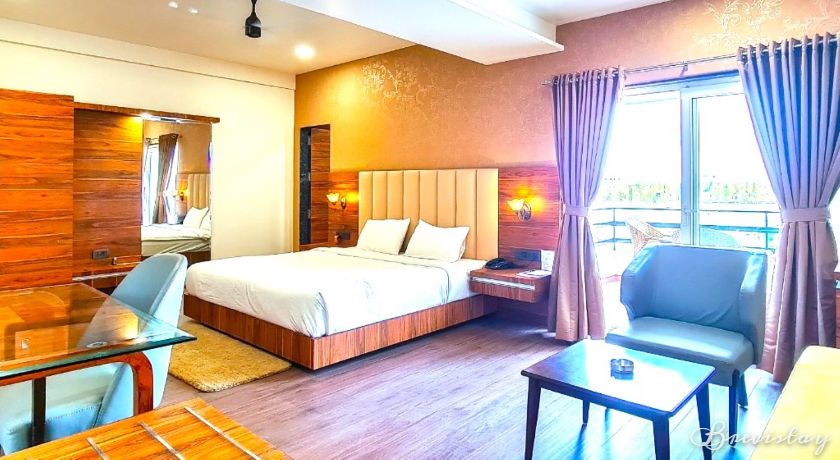 Hotel Royal Cliff in Nagpur