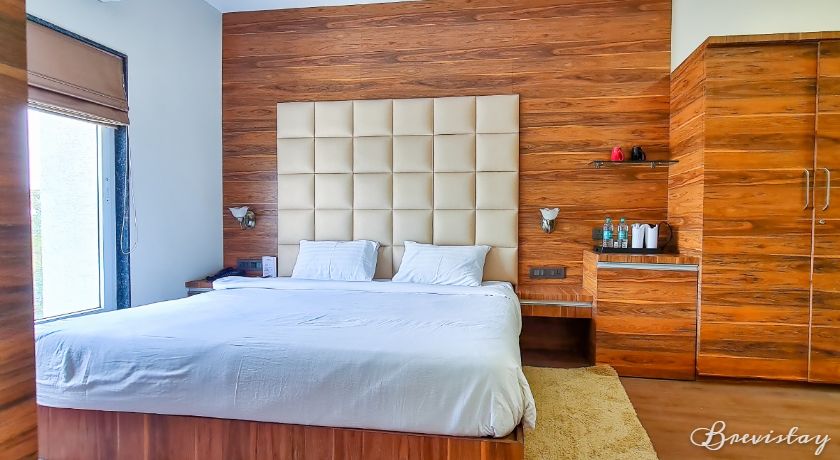 Hotel Royal Cliff in Nagpur