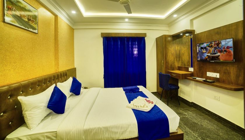 SM Royal Stay Transit Hotel in Bangalore