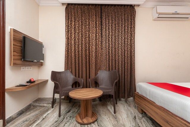 Hotel Raj Meridian in Chennai