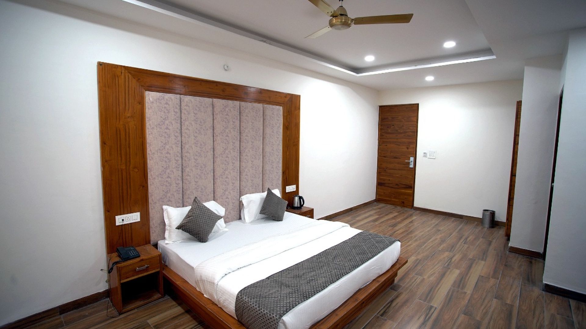 Hotel Sunroof in Zirakpur