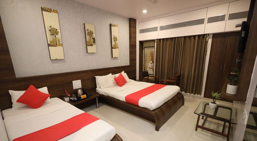 Sai Shree Hotel in Shirdi