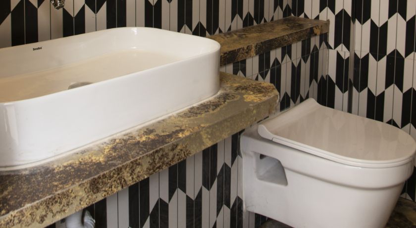 Hotel Mairead in Vasai