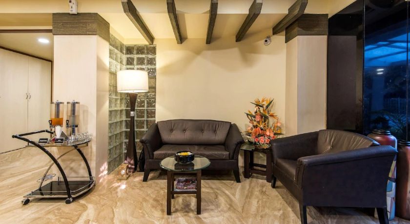 Park Central Comfort - E Suites in Pune