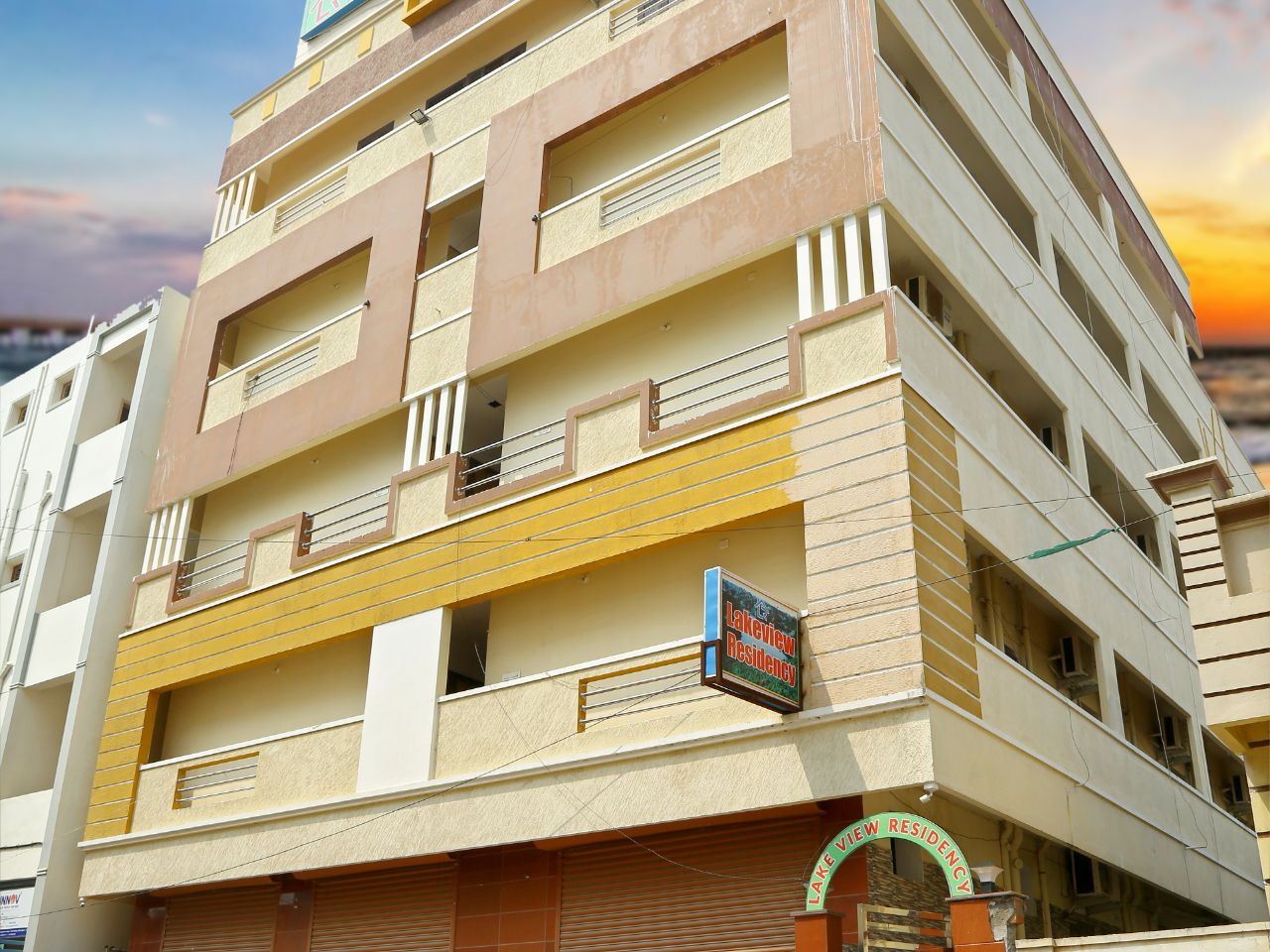 Lakeview Residency in Tada