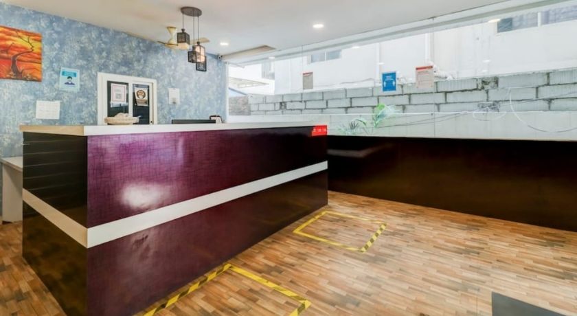 Broholic Hotel - Gachibowli in Hyderabad