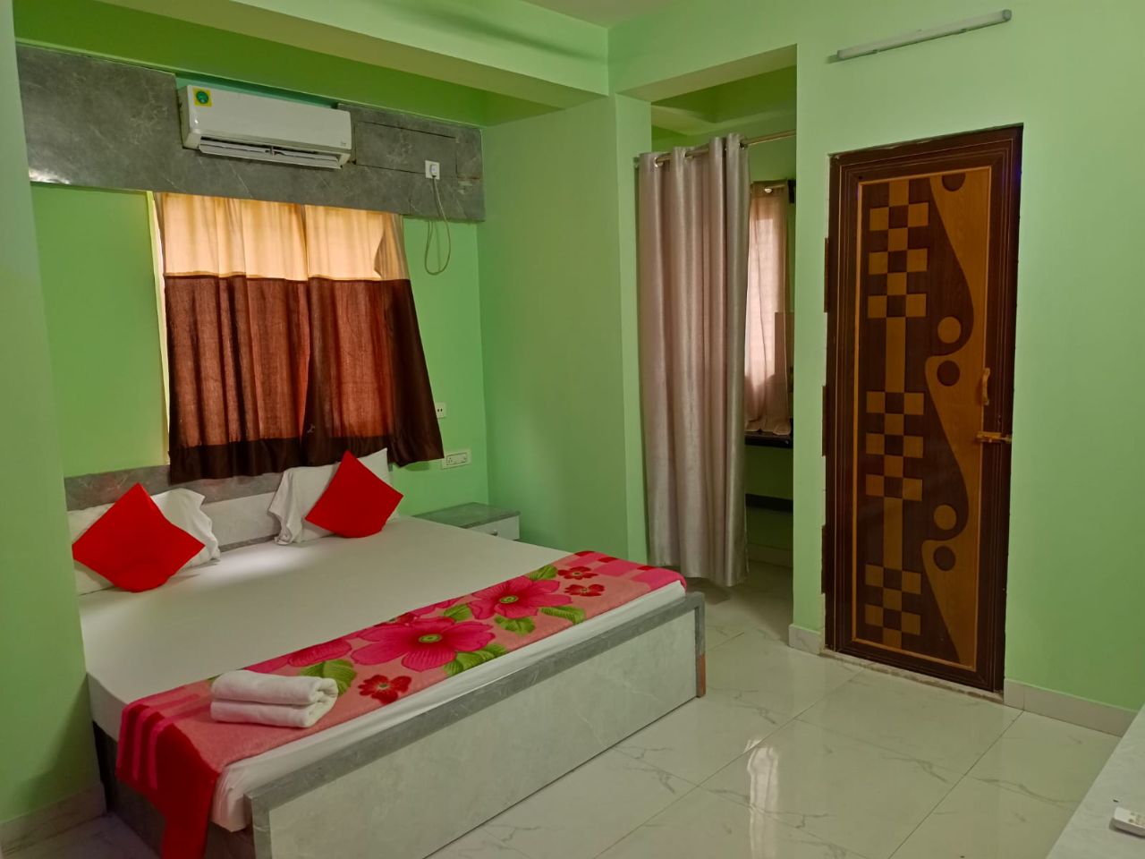 Hotel 7 Dayz Inn in Kolkata