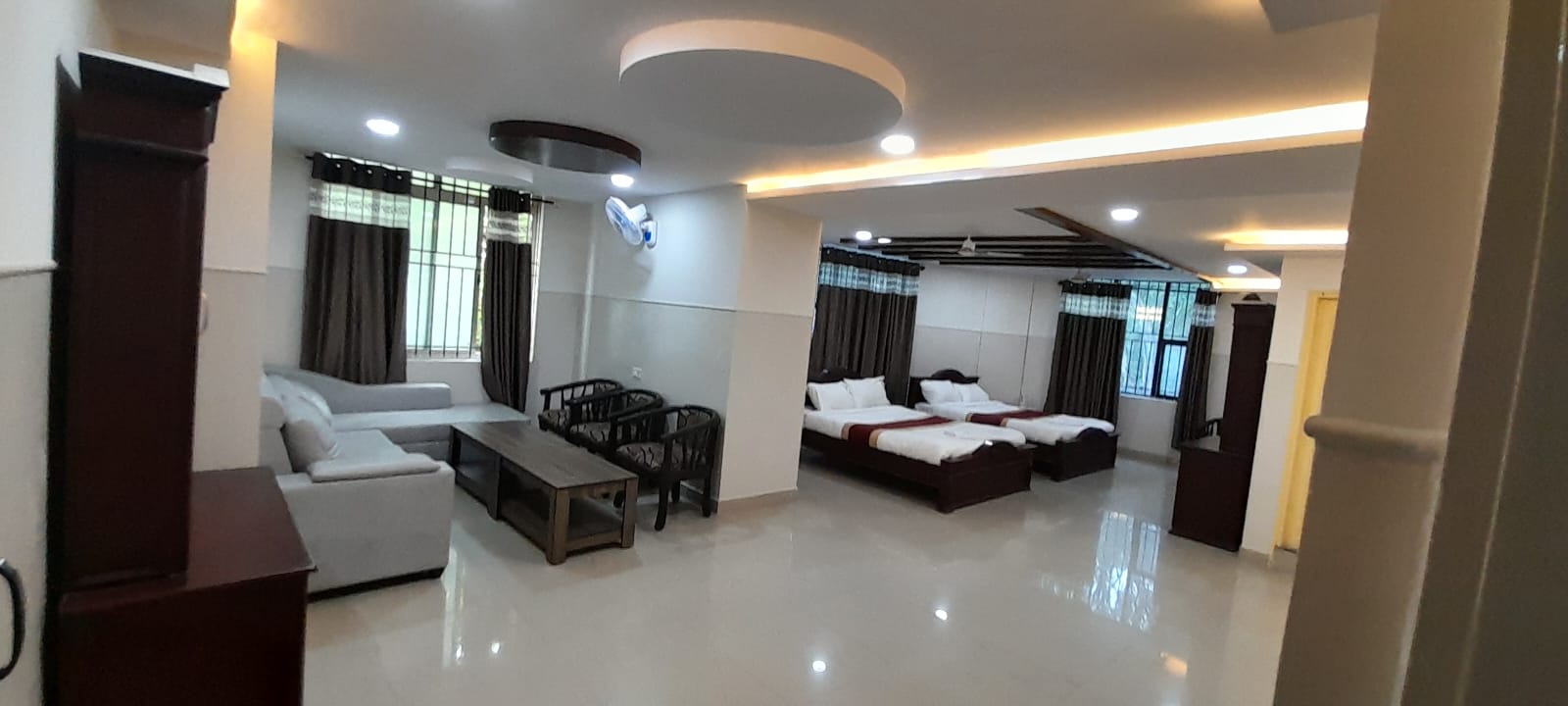 Hotel Maldives Inn in Bangalore