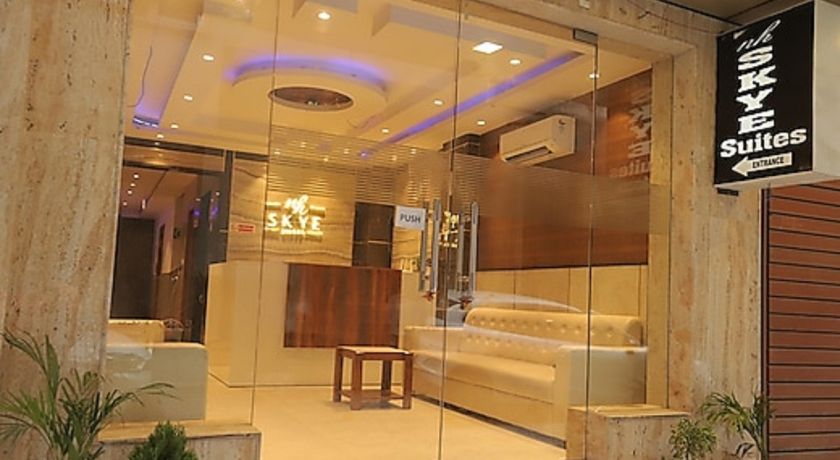 Hotel Skye Suites in Delhi