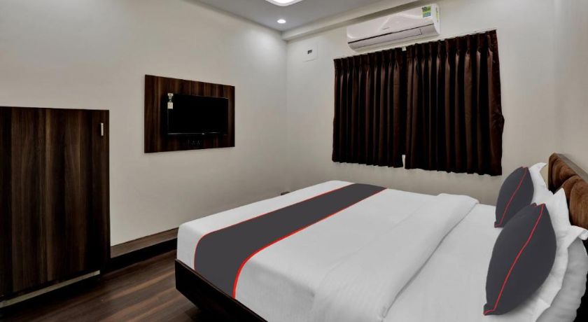 Hotel Raviraj Capital in Surat