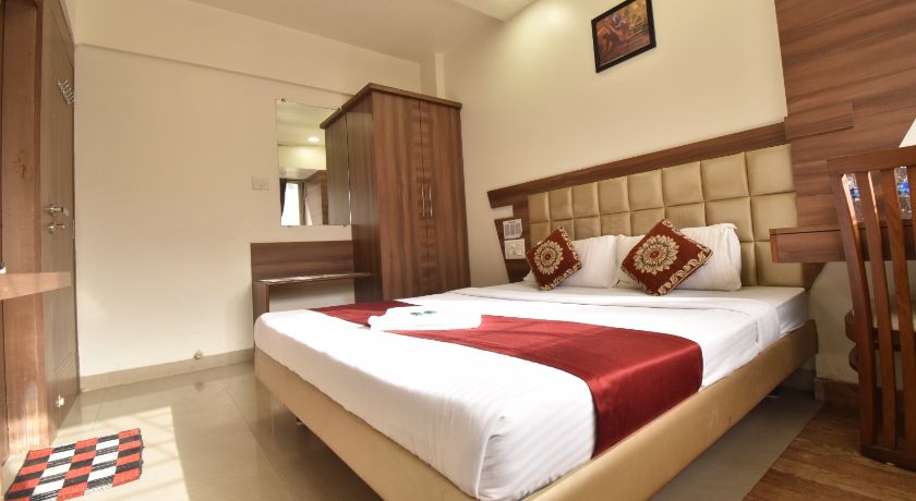 Hotel Candor Amigo in Panvel