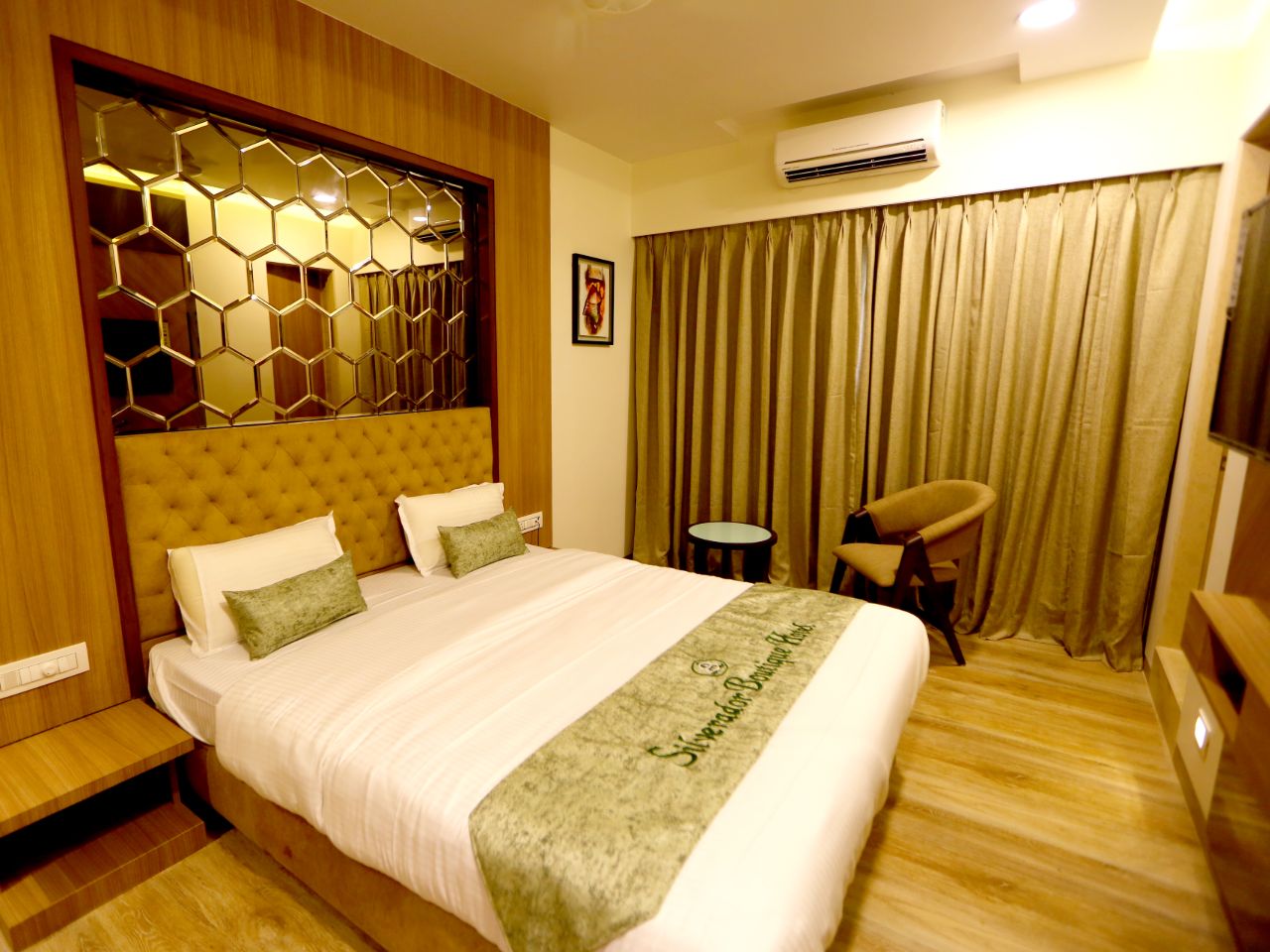 Silverador Boutique Hotel in Thane