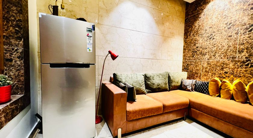 Divine Studios in Delhi