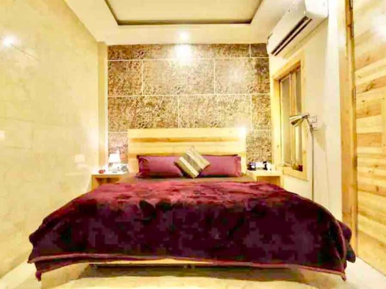 Divine Studios in Delhi