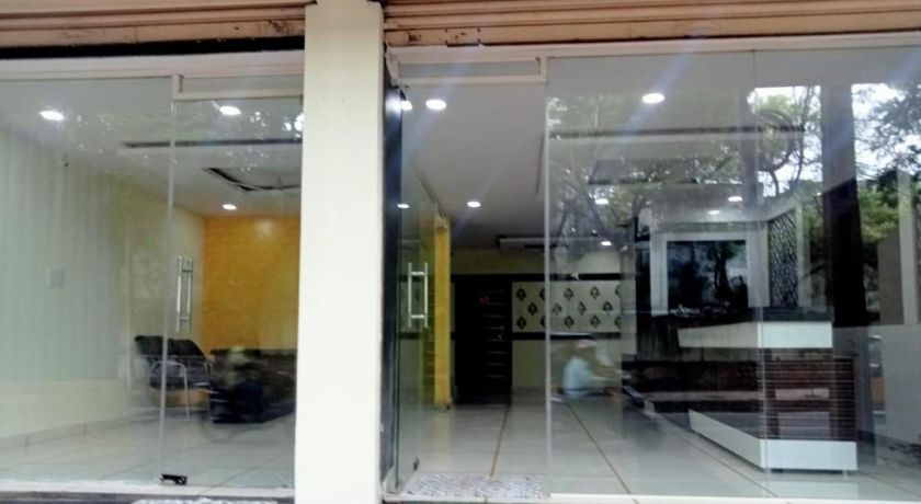 Hotel Shazeb International in Hyderabad