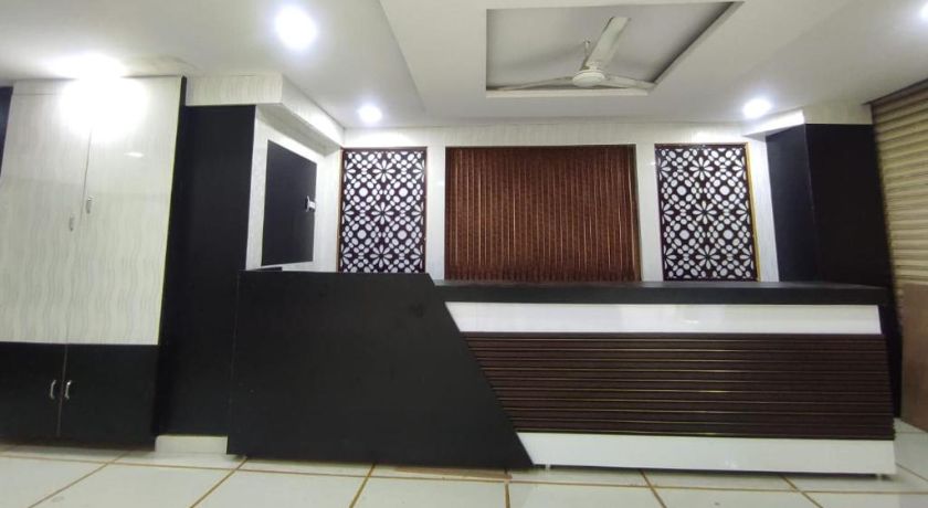 Hotel Shazeb International in Hyderabad