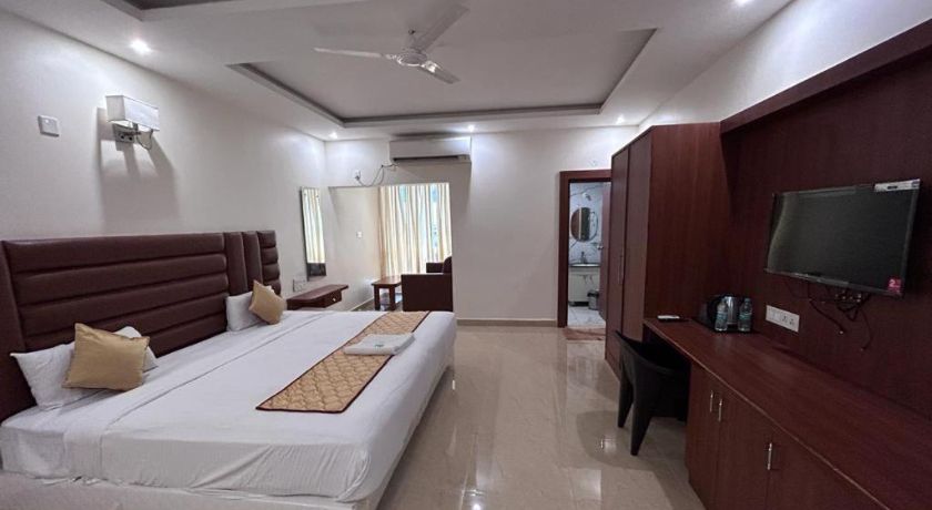 Hotel Shazeb International in Hyderabad