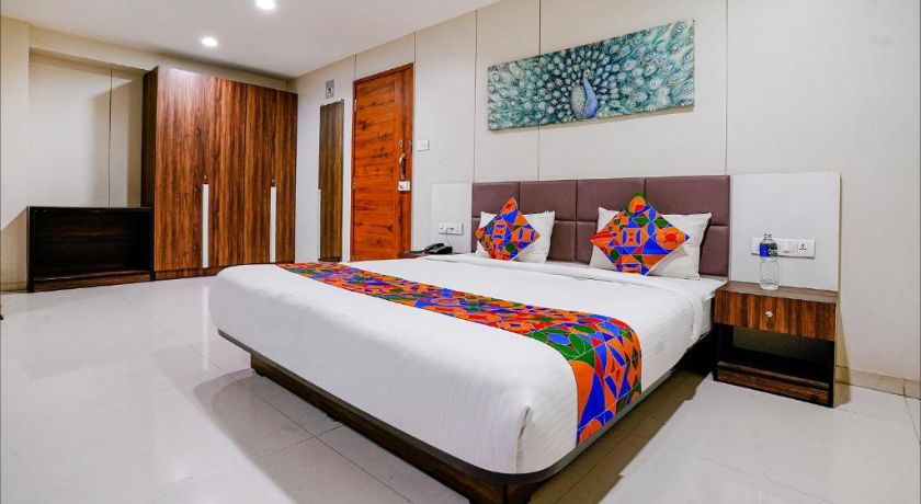 La Victoria in Surat