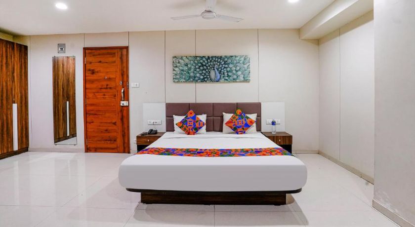 La Victoria in Surat