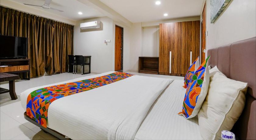 La Victoria in Surat