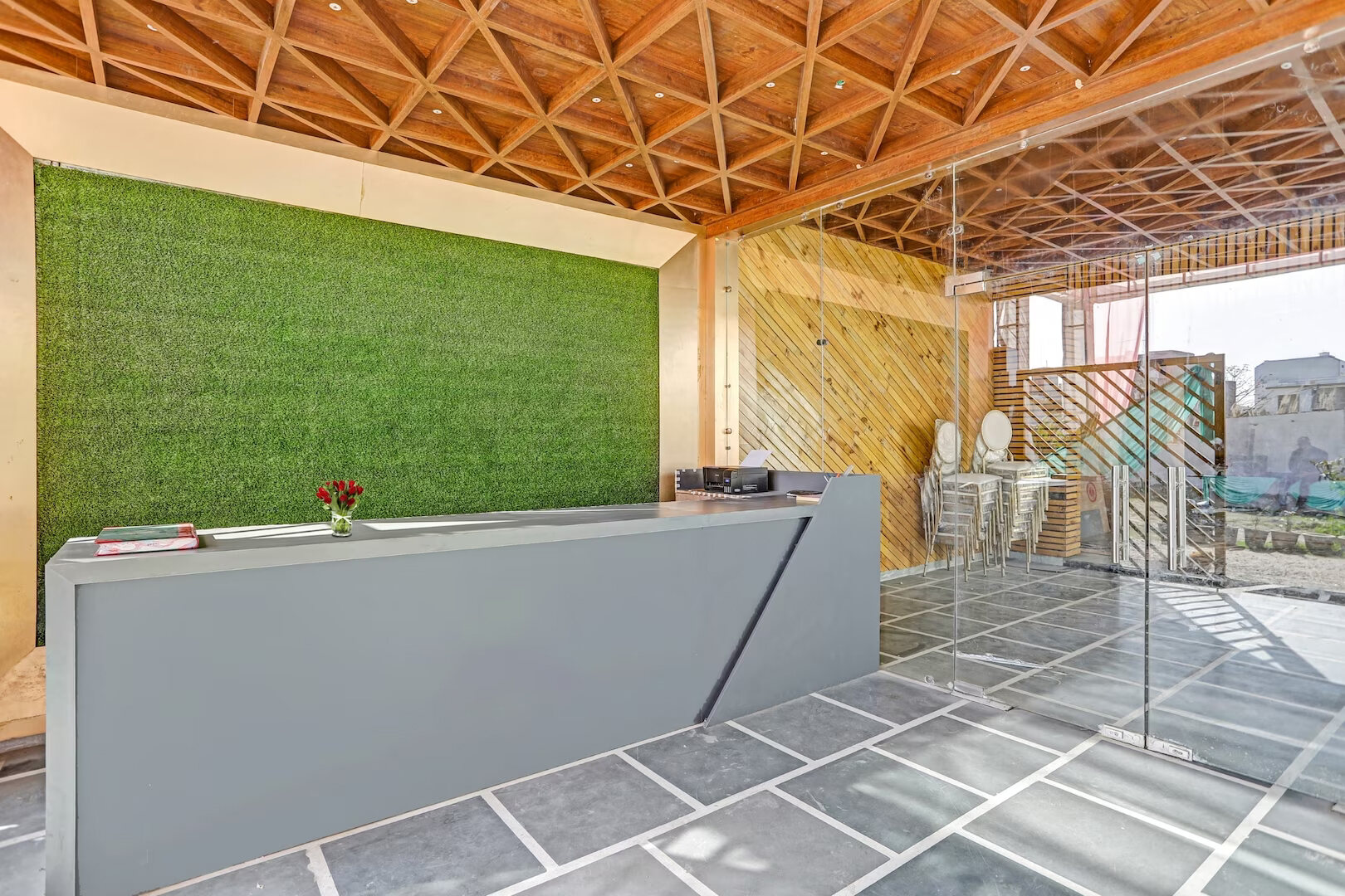 Hotel Cube Inn in Ghaziabad