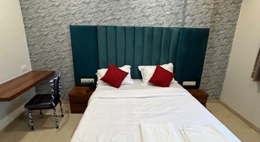 Hotel The Mint in Navi Mumbai