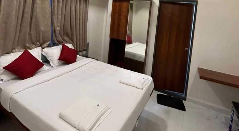 Hotel The Mint in Navi Mumbai