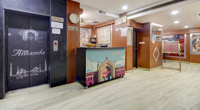 Hotel Amanda  in Lucknow