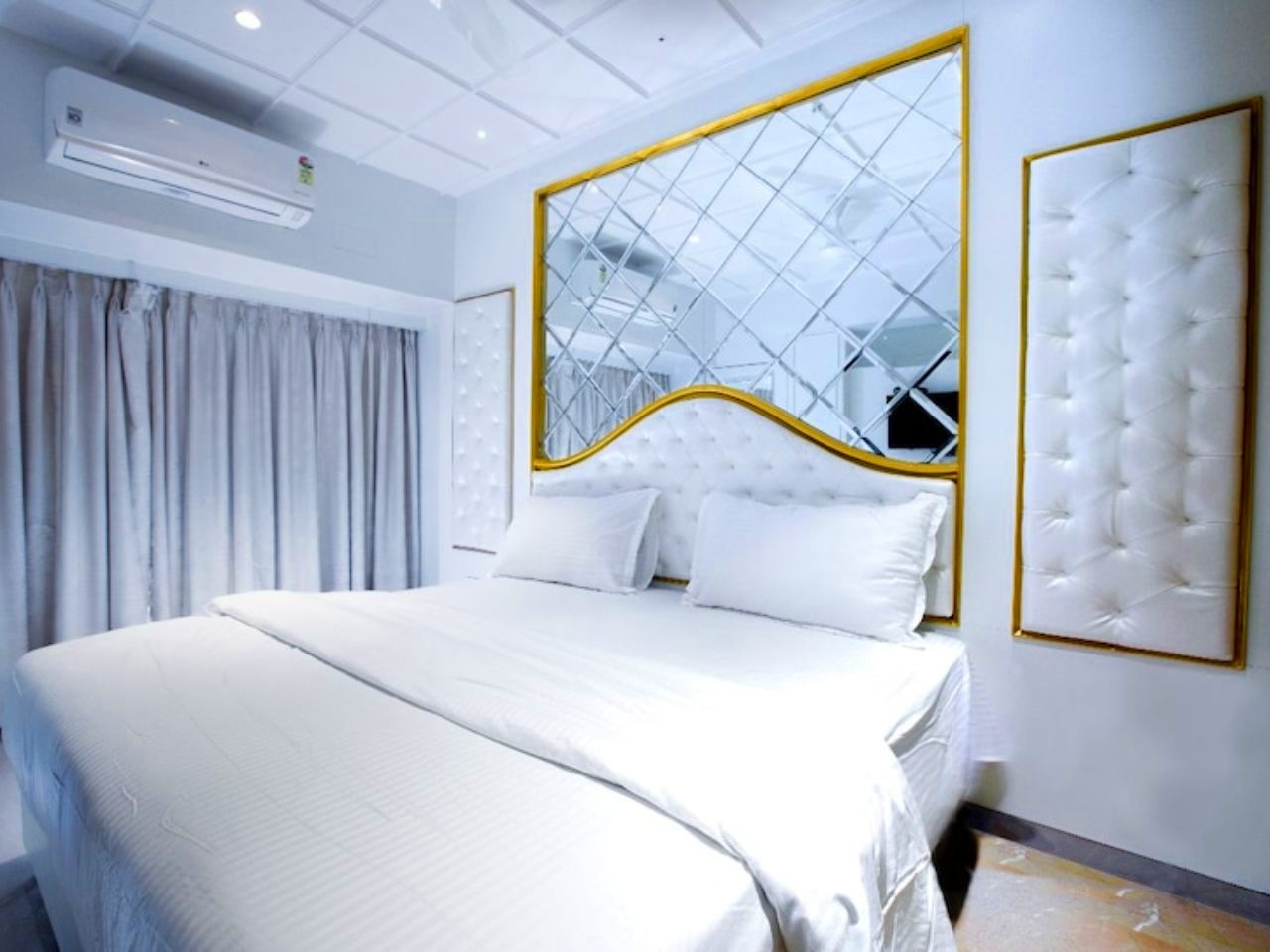 Gold Crest Business Hotel in Navi Mumbai