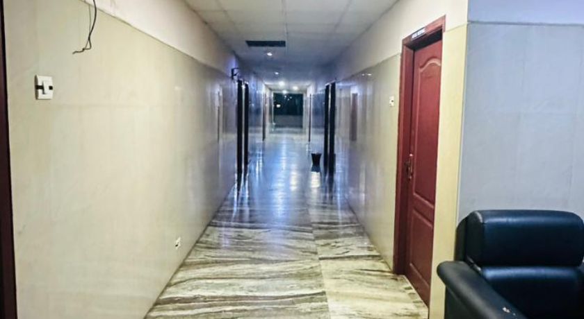 Skyry Hotels Gandhipuram in Coimbatore