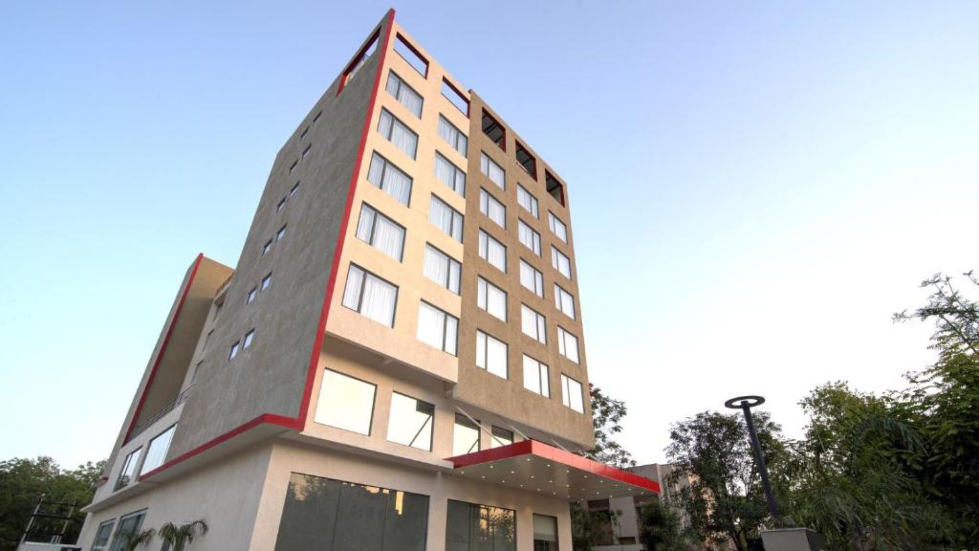 7 Apple Hotel Pratap Nagar Jaipur in Jaipur