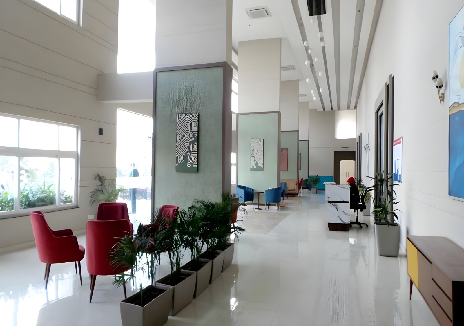 Sun Studio And Suits in Noida