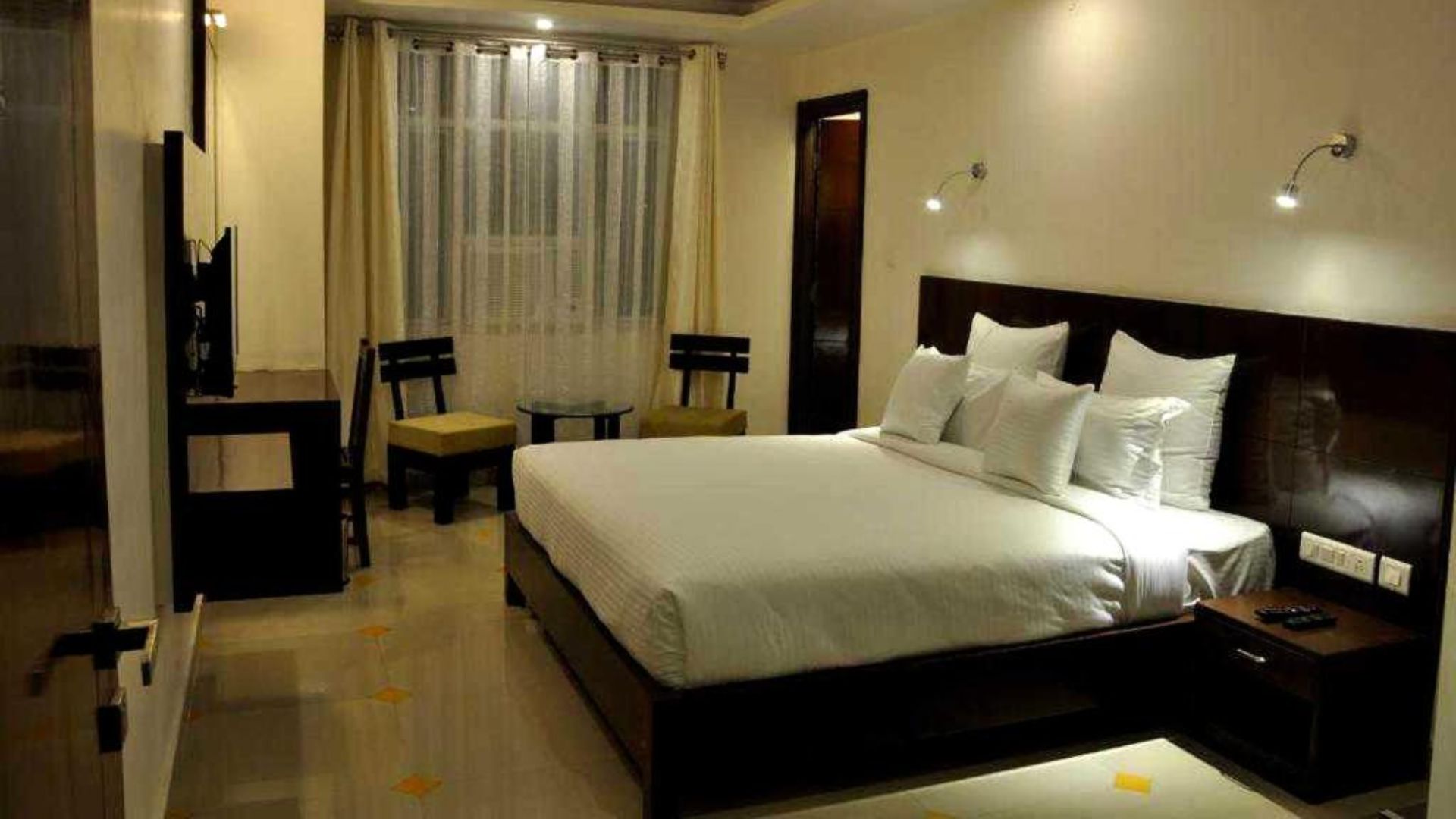 Hotel Golden Prime in Jaipur