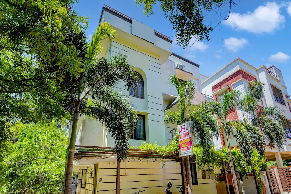 J2 Service Apartment - Navalur in Chennai