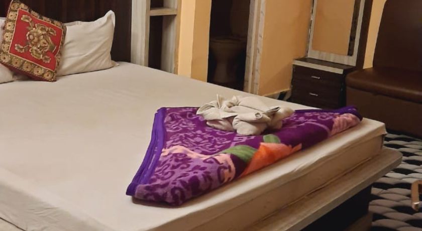 Hotel Raj in Kolkata