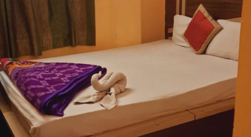 Hotel Raj in Kolkata