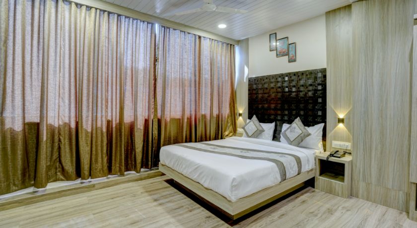 Hotel Arts International  in Mumbai