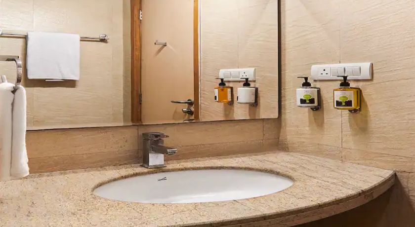 Monday Hotels Mahape in Navi Mumbai