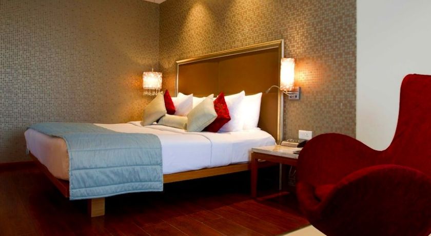 7 Apple Hotel - Pimpri in Pune